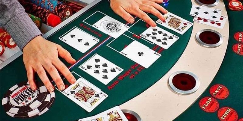 Các thuật ngữ trong game Poker tại sảnh 8KBET